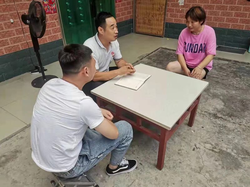 博農(nóng)乳業(yè)黨支部扎實(shí)開展“入戶訪民情、我來辦實(shí)事”活動(dòng)